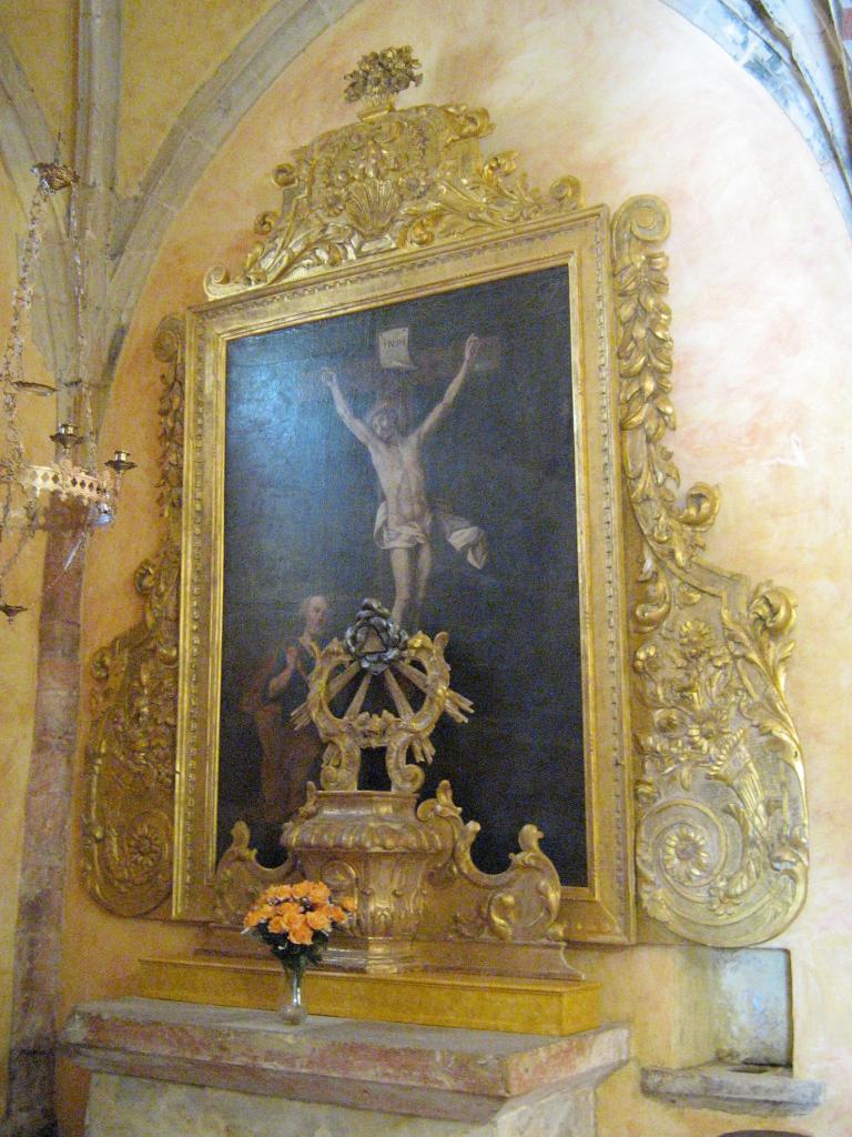 ancien retable du maître-autel, tabernacle à ailes et tableau : Crucifixion