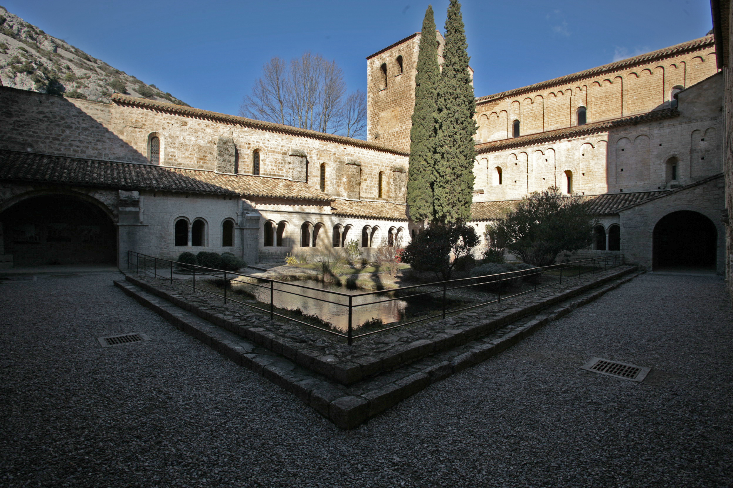 Abbaye de Gellone, à Saint-Guilhem-le-Désert