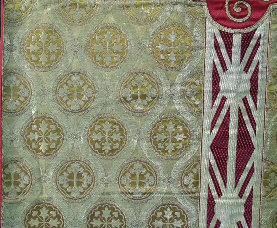 Sommaire des textiles de l'église Notre-Dame de Blauzac
