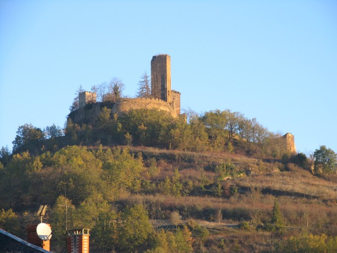 château fort, dit "Tours de Saint-Laurent"