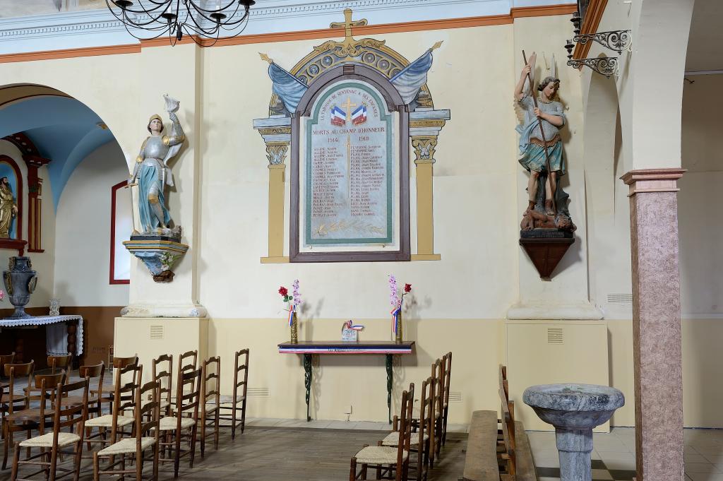 ensemble du monument aux morts de la guerre de 1914-1918, des statues (grandeur nature) de Jeanne d'Arc et de Saint-Michel et leurs consoles et d'un tronc