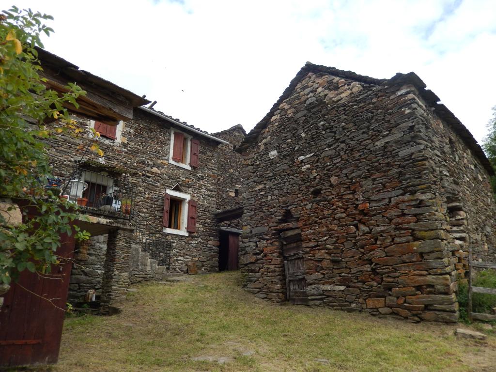 hameau de Mijavols