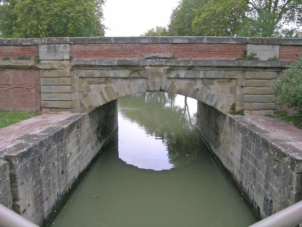 pont de l'écluse de Gardouch