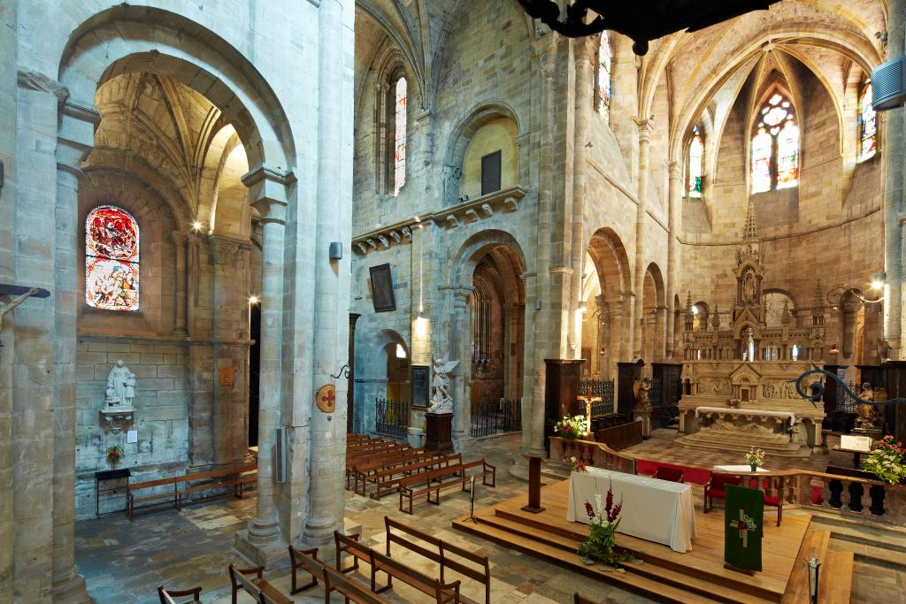 abbaye de bénédictins Saint-Sauveur