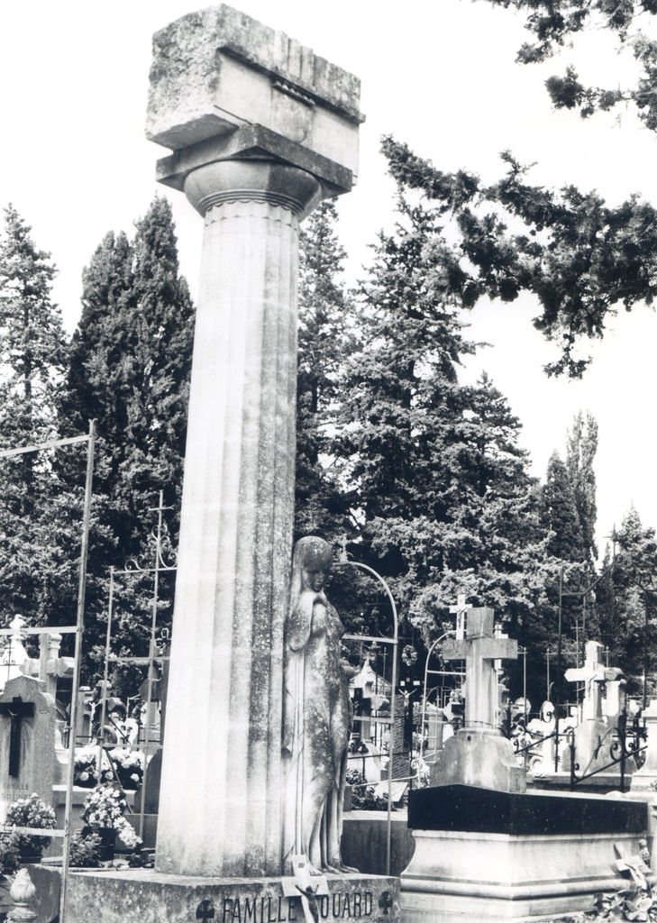 monument funéraire de la famille Fouard