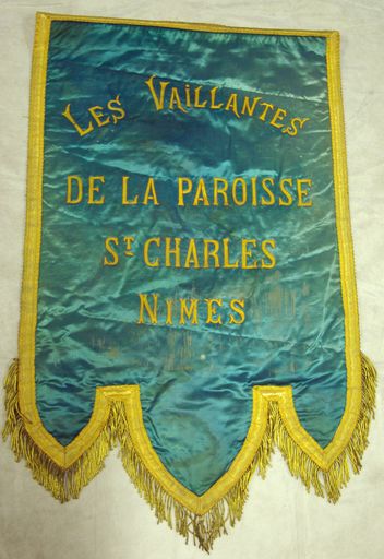bannière bleue des Vaillantes (n° 16)