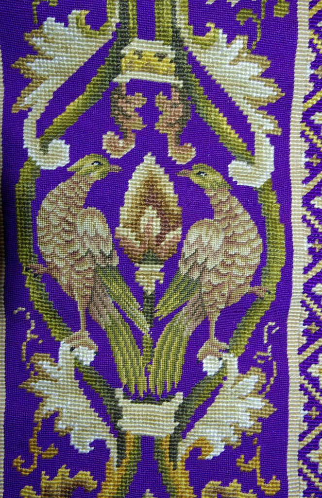 sommaire des textiles de l'église de Montclus