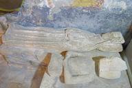 statue funéraire (gisant) : abbesse de la Broue