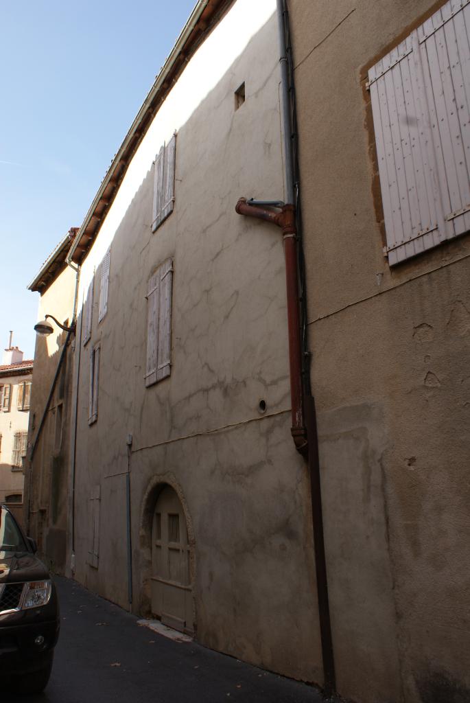 immeuble , vestiges de l'église du couvent des dominicains