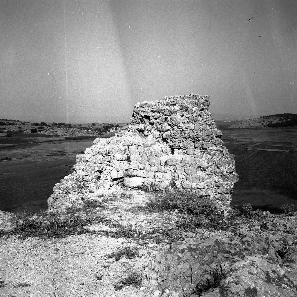 ancien château-fort de Gruissan, tour Aycelin dite aussi "de Broa".