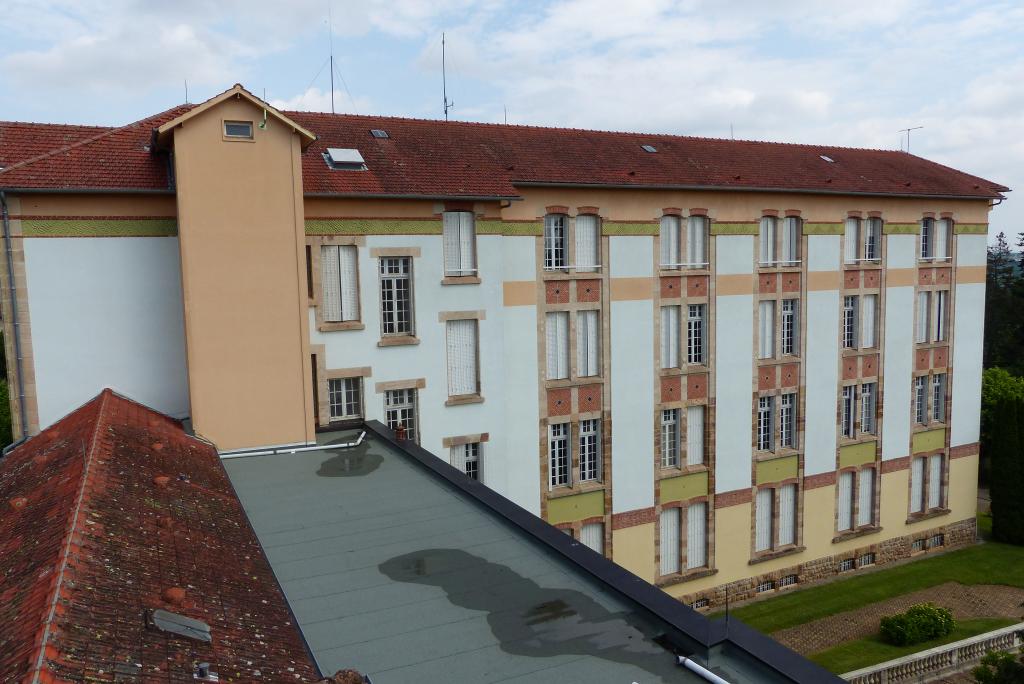 hôpital psychiatrique de Cayssiols, aujourd'hui centre Hospitalier Sainte-Marie de Rodez