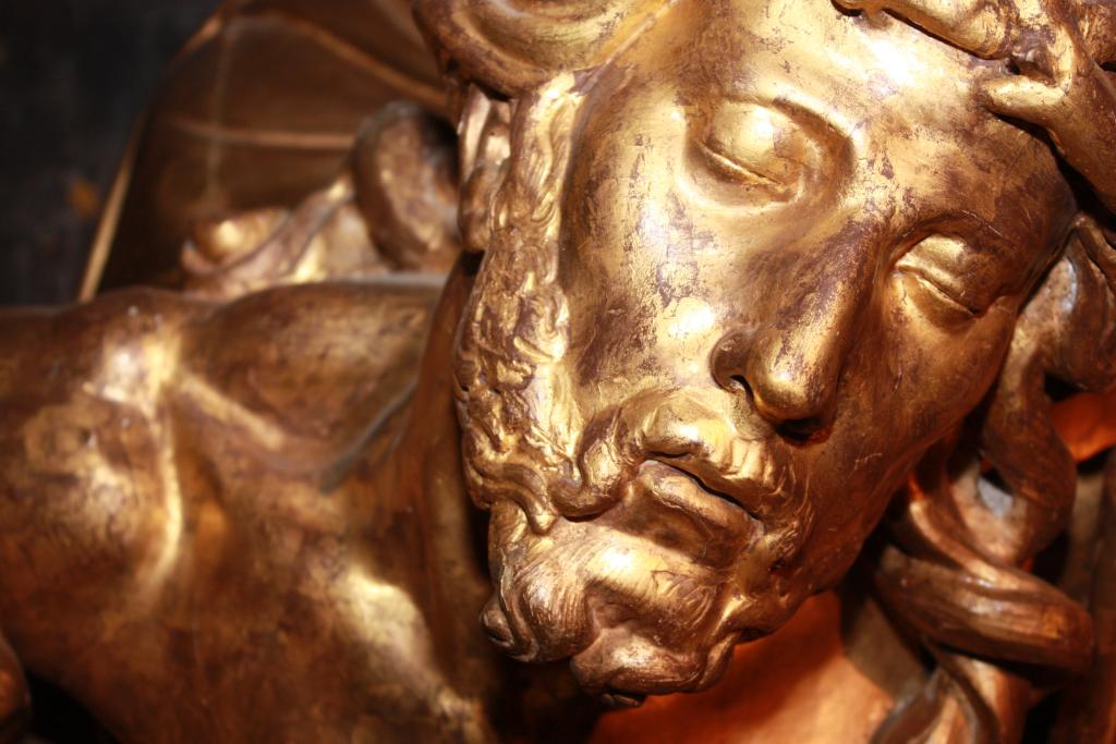 groupe sculpté : Vierge de Pitié