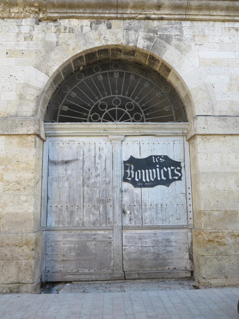 marché couvert : halle