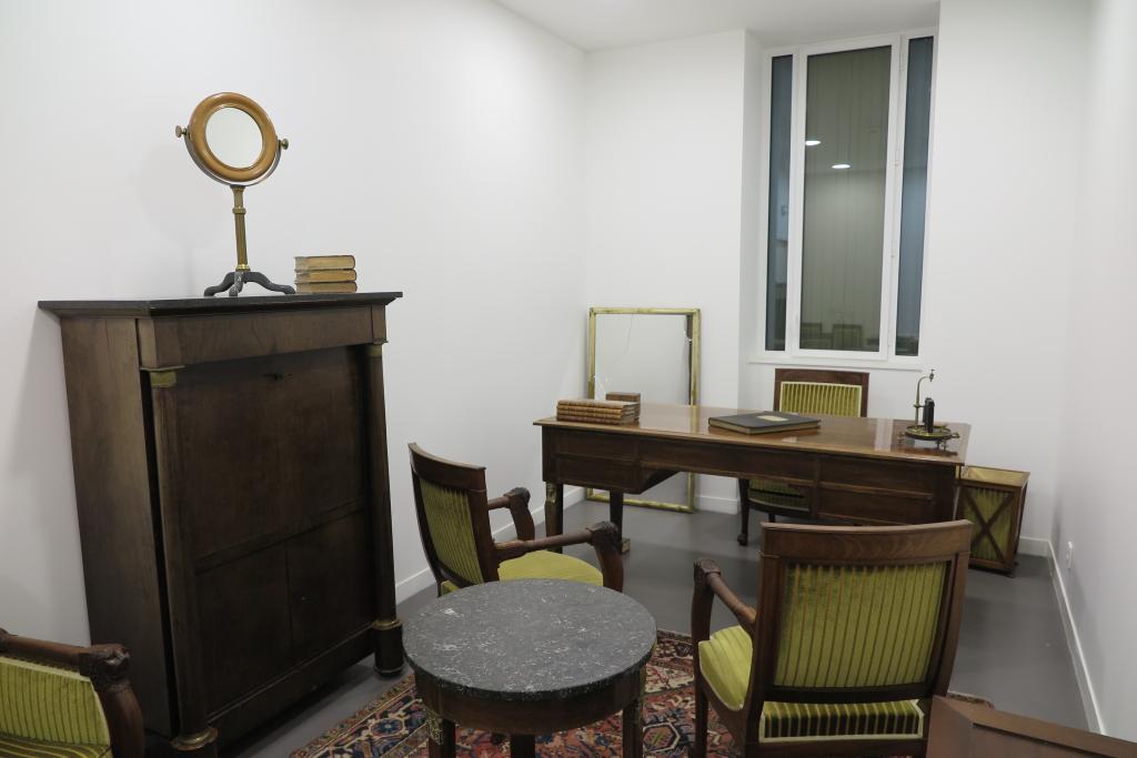 ensemble du bureau impérial du proviseur