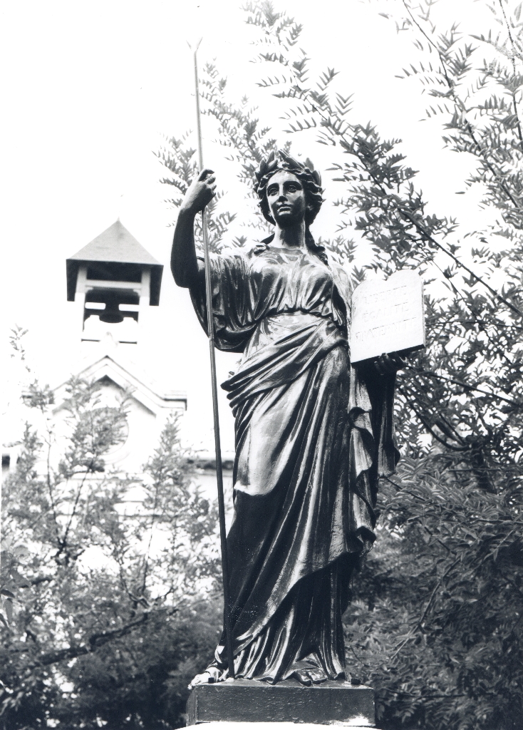 monument (monument commémoratif), de la république