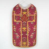 chasuble , manipule , étole de clerc , voile de calice : ornement rouge 1
