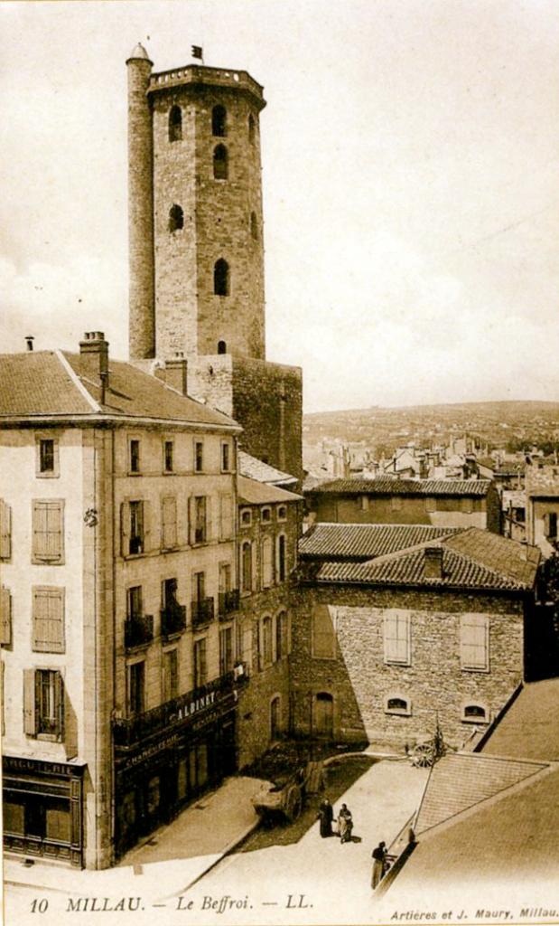 palais des rois d'Aragon dit tour du beffroi