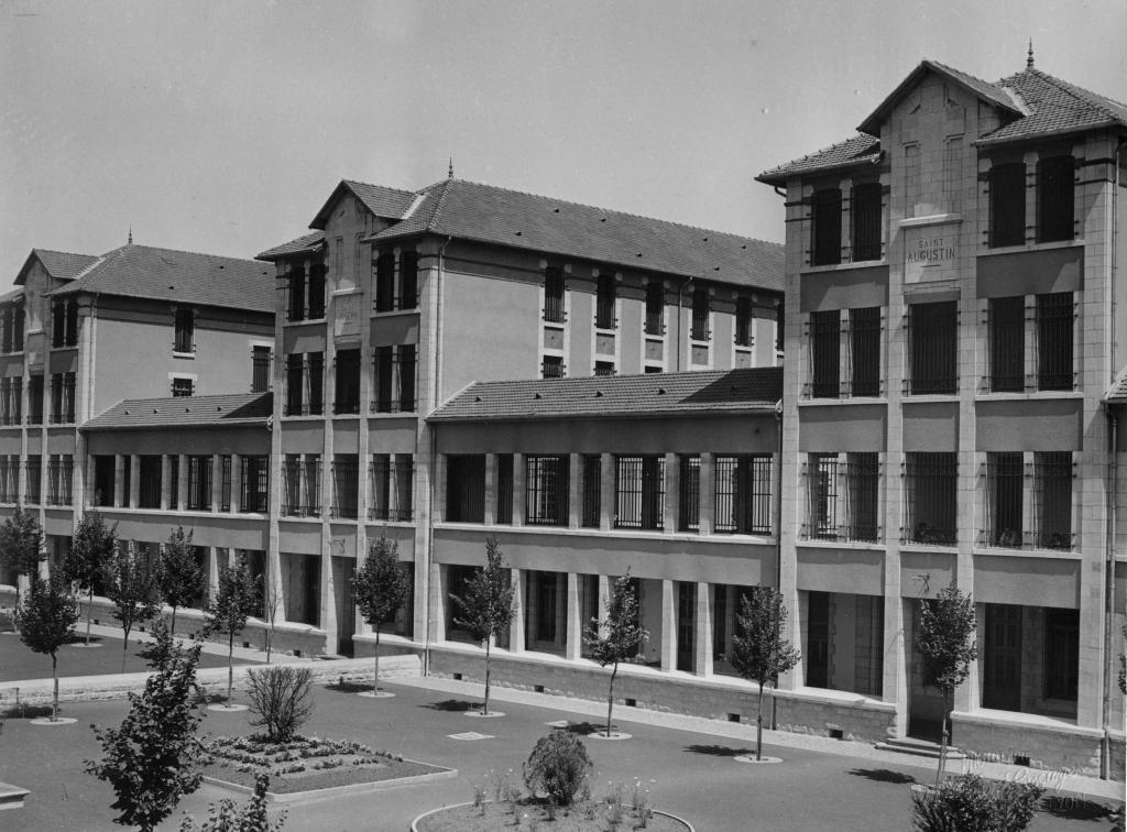 hôpital psychiatrique de Cayssiols, aujourd'hui centre Hospitalier Sainte-Marie de Rodez