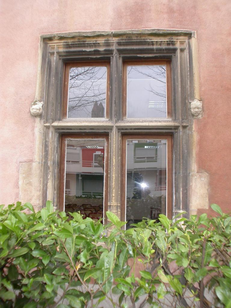 hôtel de Bernuy, puis collège universitaire, actuellement lycée Pierre de Fermat