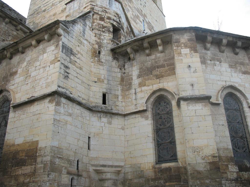 église paroissiale Saint-Jacques-le-Majeur