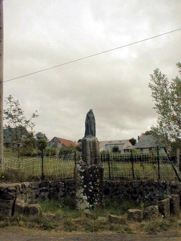 statue (demi-nature) : Immaculée Conception dite La Vierge