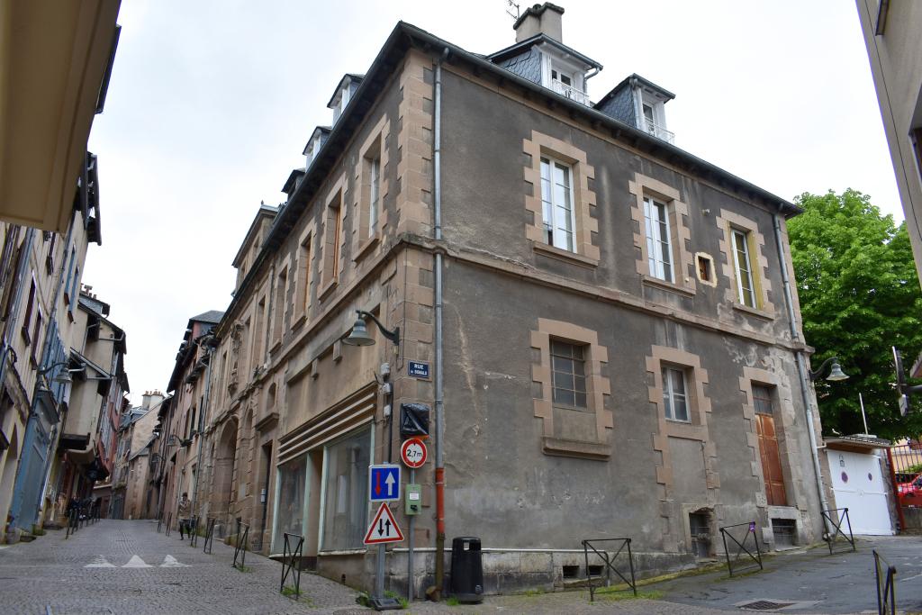 ancien pavillon d'entrée du grand séminaire, aujourd'hui immeuble