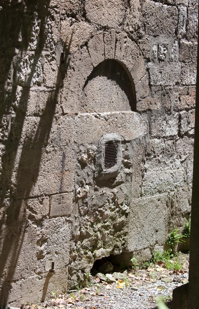 prieuré de bénédictins, église paroissiale Saint-Pierre, Saint-Ebons