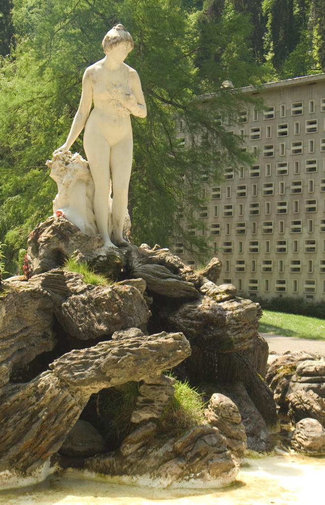 statue : la Vallée du Lys