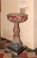 bénitier (bénitier sur pied)
