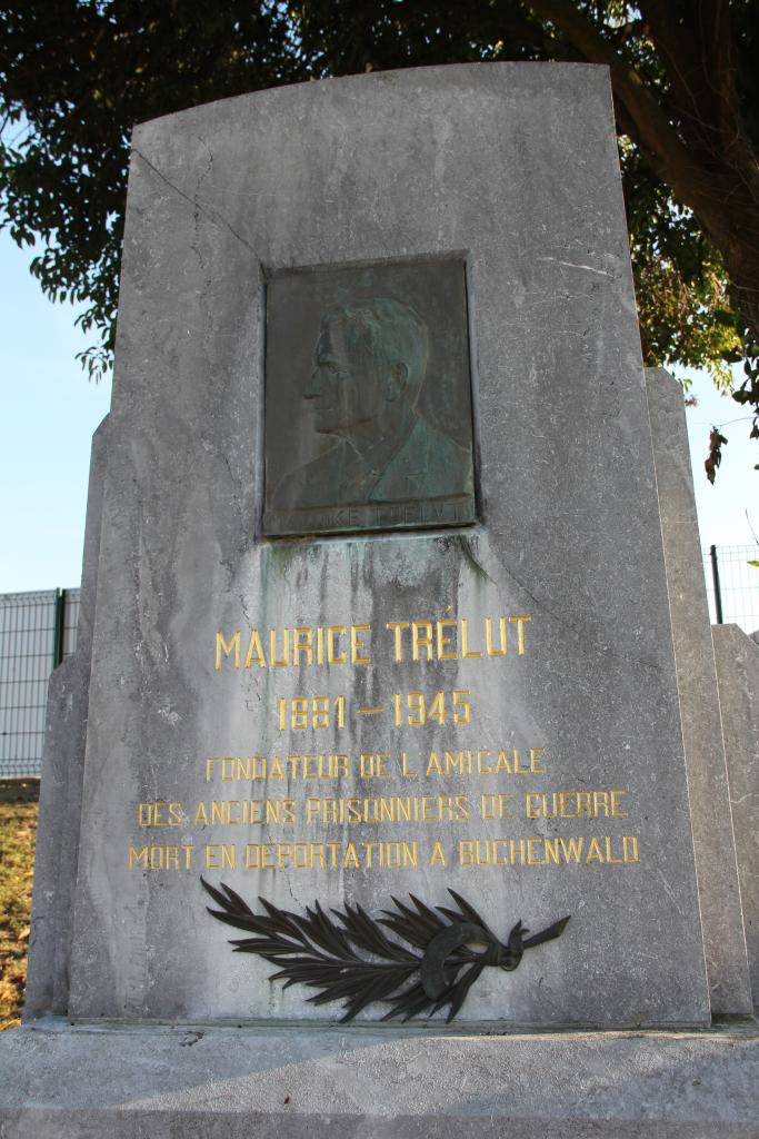 monument commémoratif dédié à Maurice Trélut