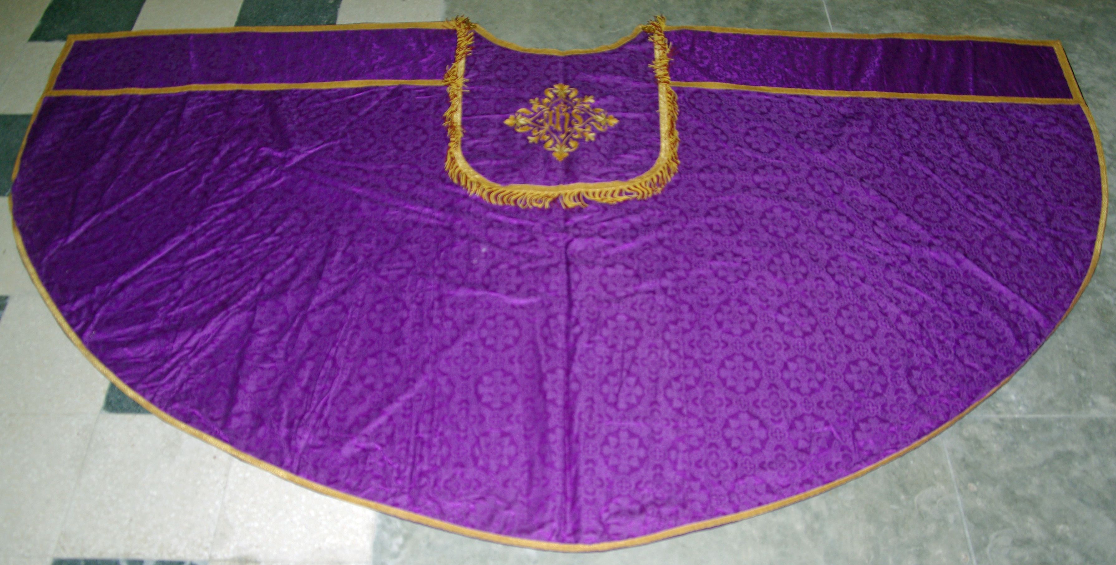 sommaire des textiles de l'église Saint-Pierre-et-Saint-Paul de Flaux
