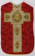 Chasuble rouge avec étole, manipule et voile de calice