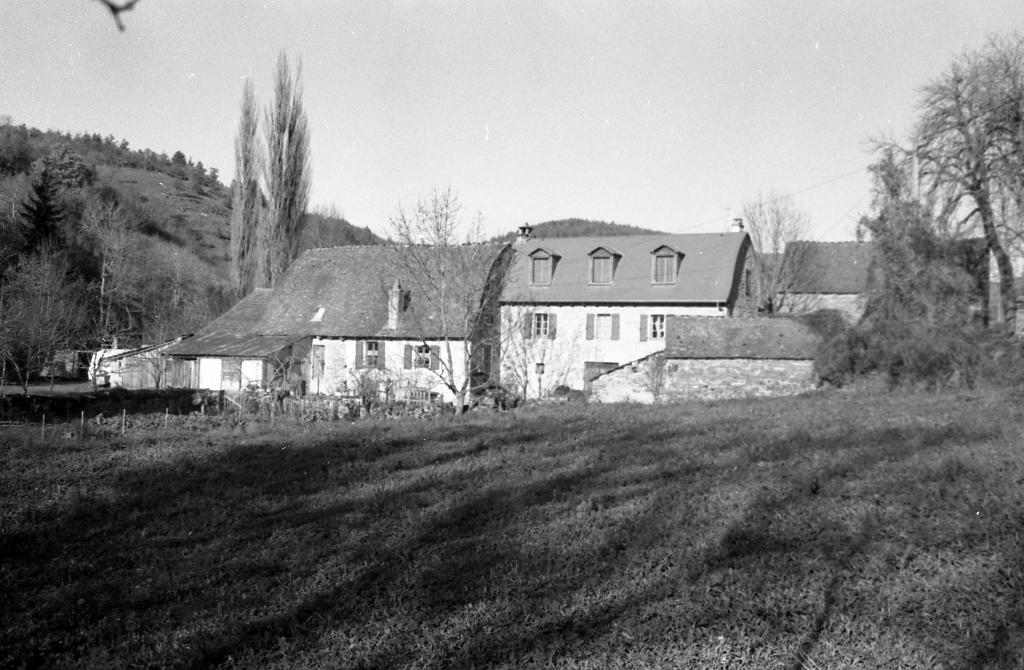 moulin, mine, usine de préparation de produit minéral (mine et laverie de baryte) dites Mine et laverie de l'Omnium Général des Barytes