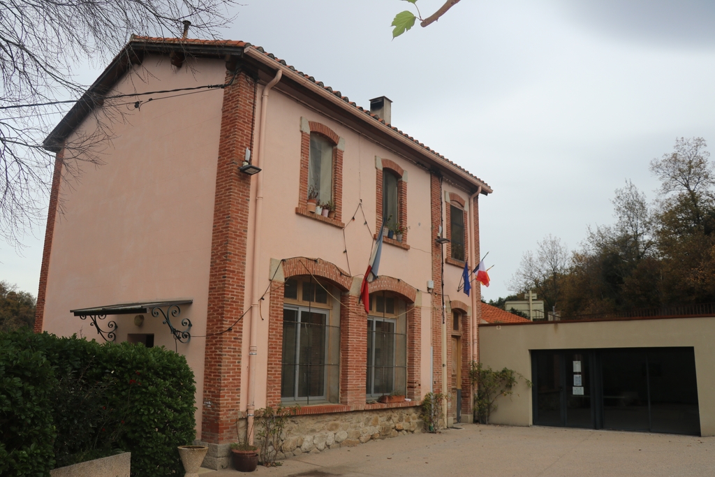 École
