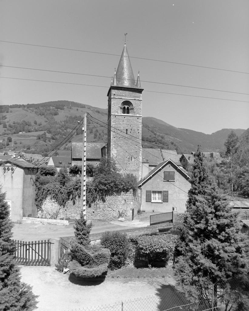 prieuré de bénédictins, église paroissiale Saint-Pierre, Saint-Ebons