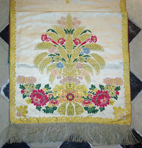 voile huméral blanc