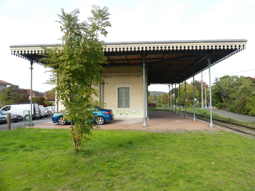 gare dite halte de Cabessut et maison de garde n°399