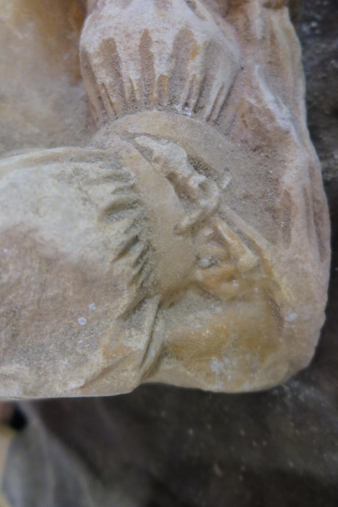 groupe sculpté de la Mise au tombeau