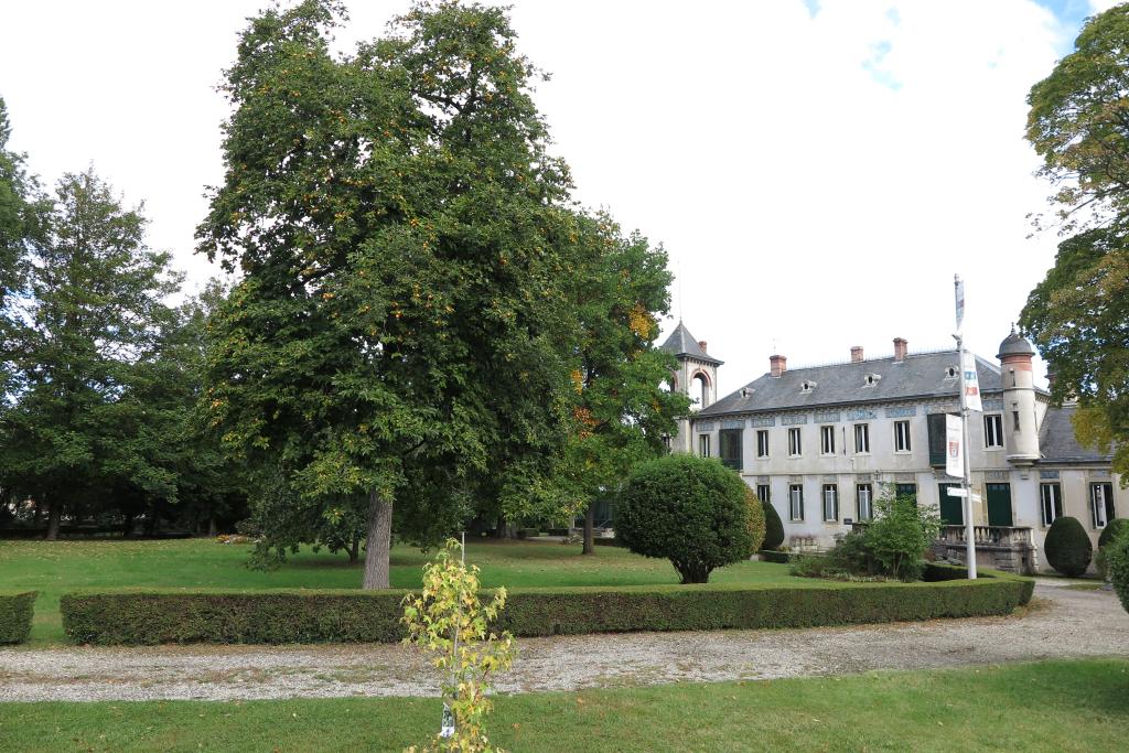 ancienne demeure, dite Les Aulnaies, actuellement hôtel de Ville