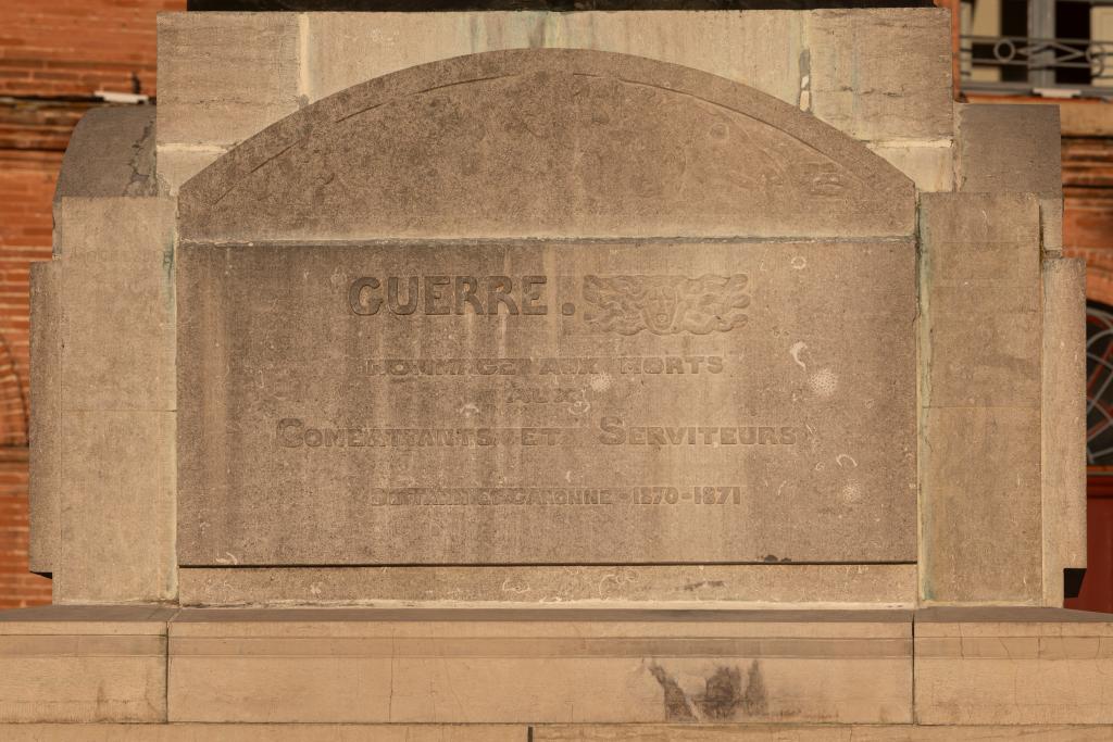 sculpture : Hommage aux morts, combattants et serviteurs du Tarn-et-Garonne 1870-1871