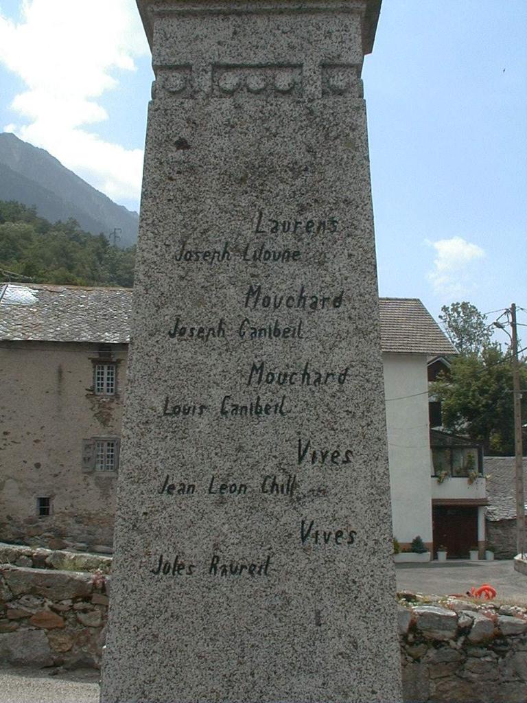 monument aux morts de la guerre de 1914-1918 et de la guerre de 1939-1945