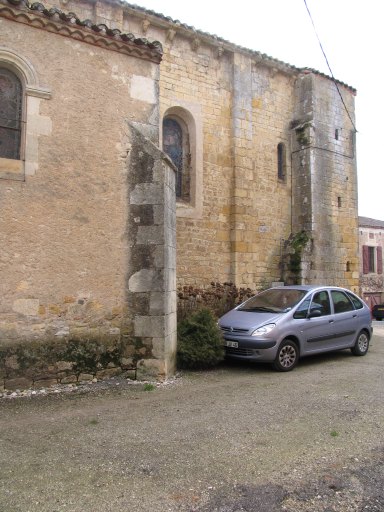 église paroissiale Saint-Pierre-ès-Liens