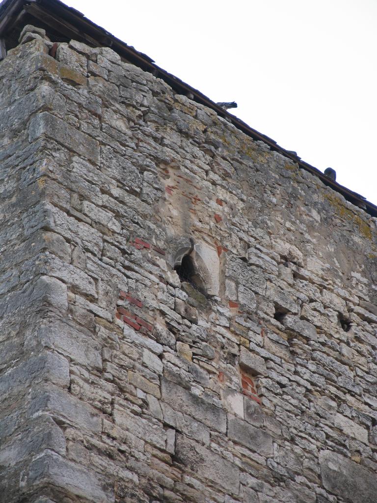 édifice à fonction non identifiée : château ?