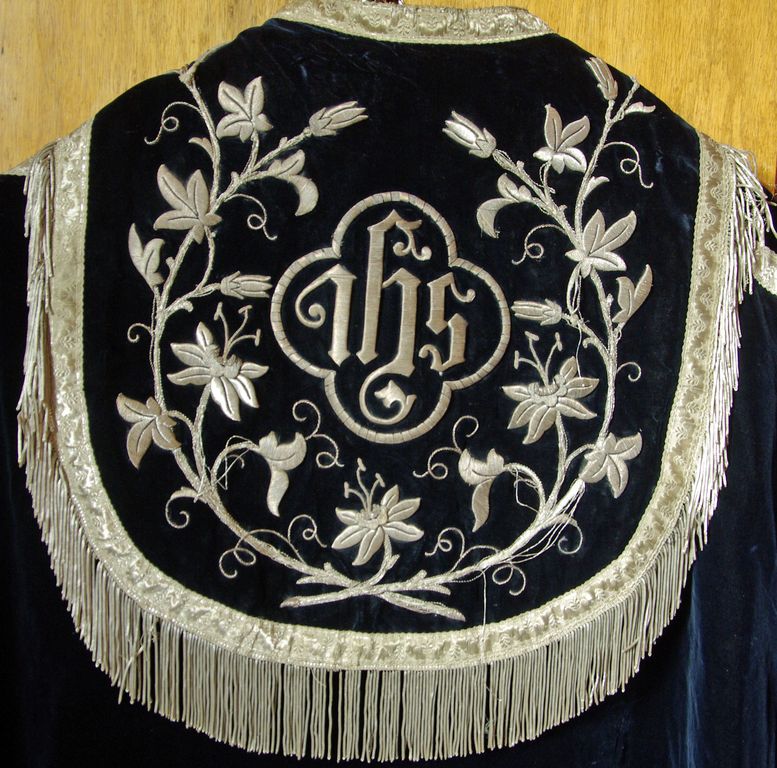 sommaire des textiles de l'église de Gaujac