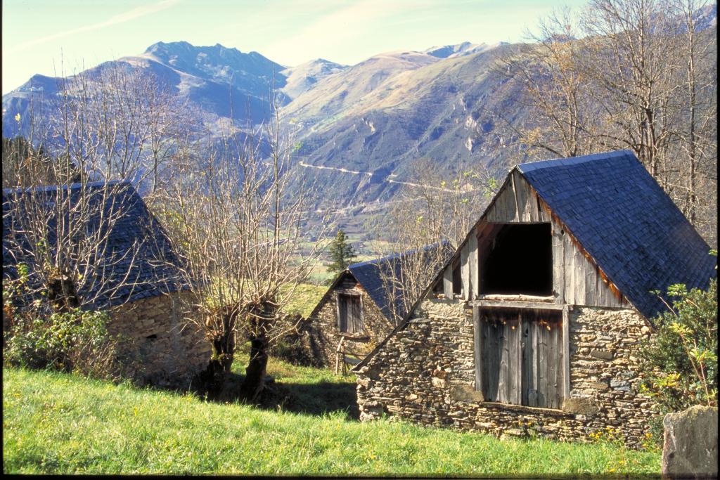 granges dites granges foraines du Val