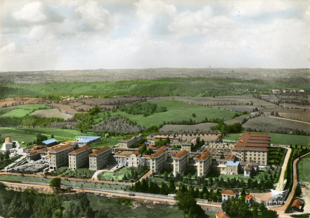 hôpital psychiatrique de Cayssiols, aujourd'hui centre Hospitalier Sainte-Marie de Rodez