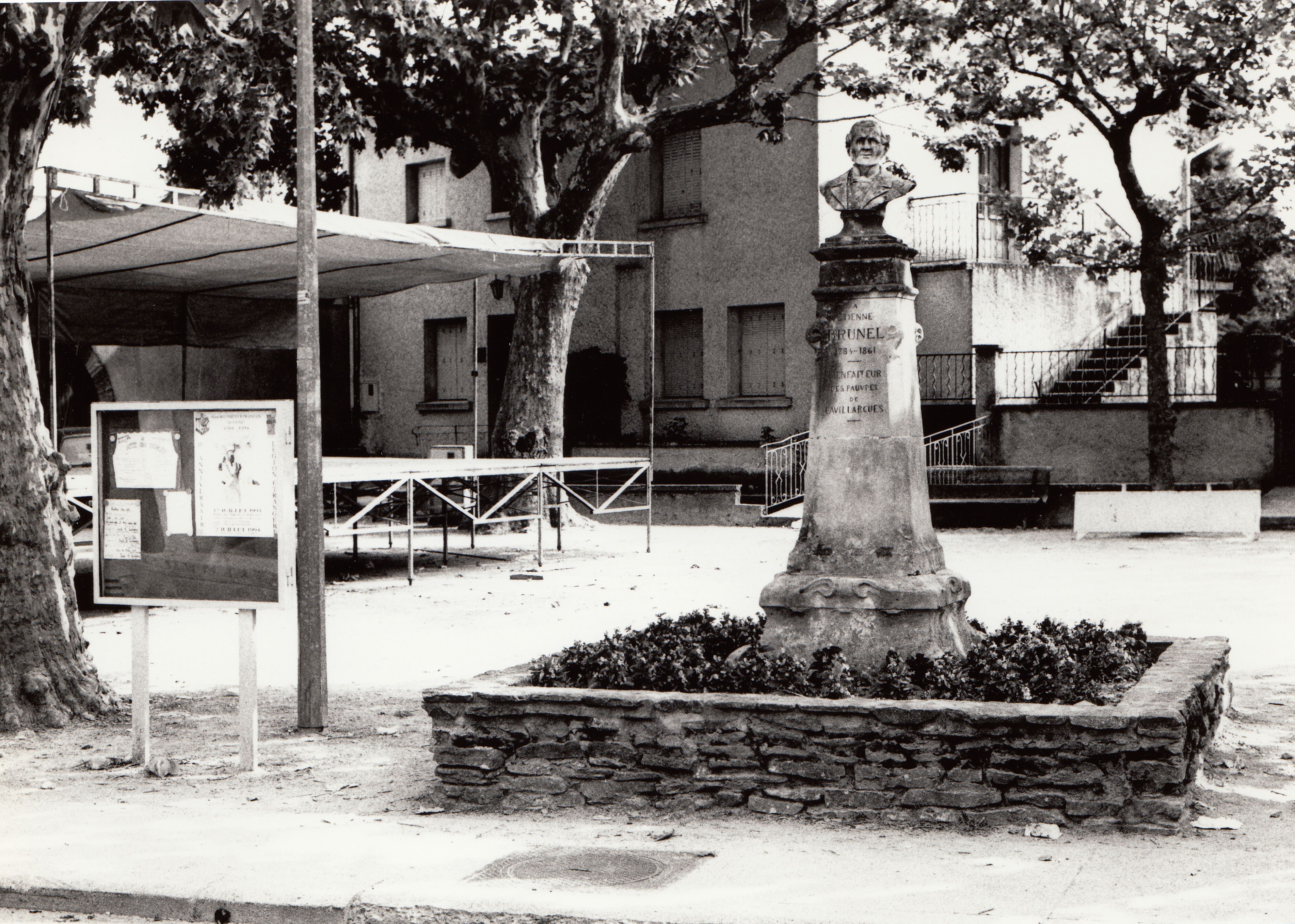 monument d'Etienne Brunel