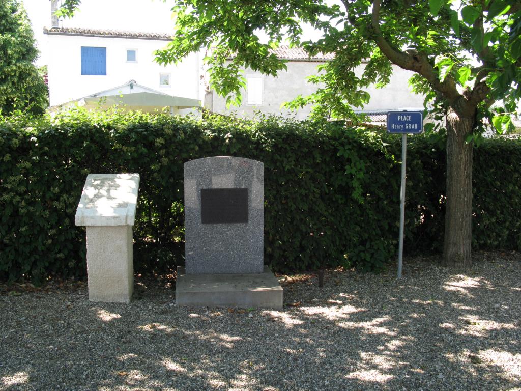 monument commémoratif dite stèle Henri Grau, à la mémoire des 295 juifs déportés