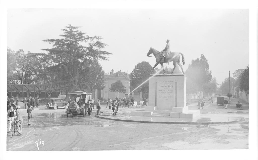 statue équestre du Maréchal Foch