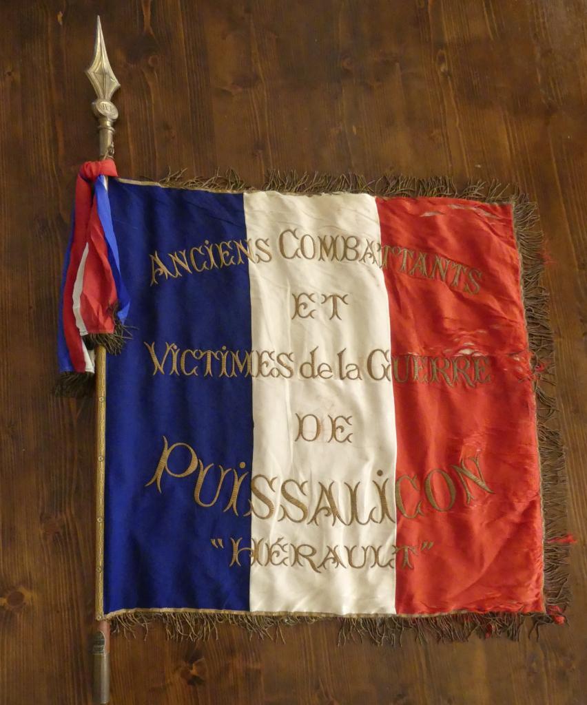 drapeau des Anciens Combattants et des Victimes de la Guerre de Puissalicon (Hérault) 1914-1918